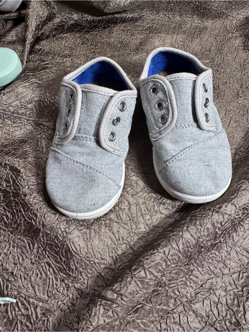 Toms Baby Slip-On Canvas Shoes in Light Gray with Blue Lining